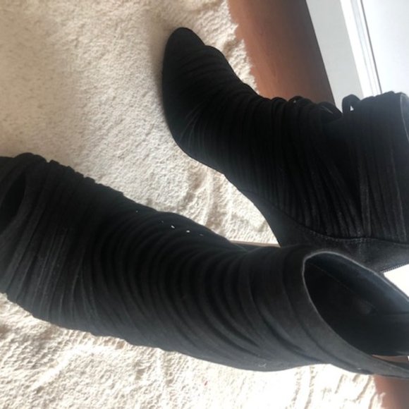 BCBG Open Toe Spiked Black Booties (3 1/4") - Picture 3 of 3